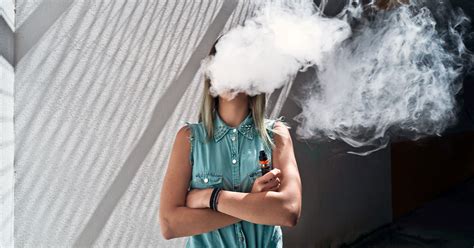 vaping-is-an-oral-health-risk